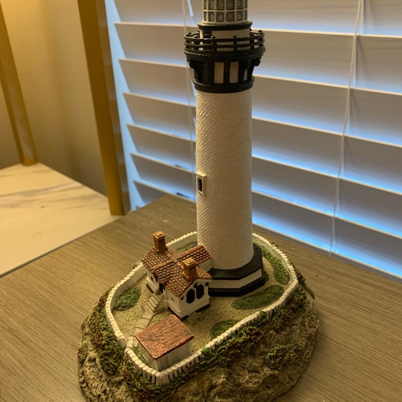 Lighthouse Pigeon Forge Vintage 1997 - Picture 6 of 10